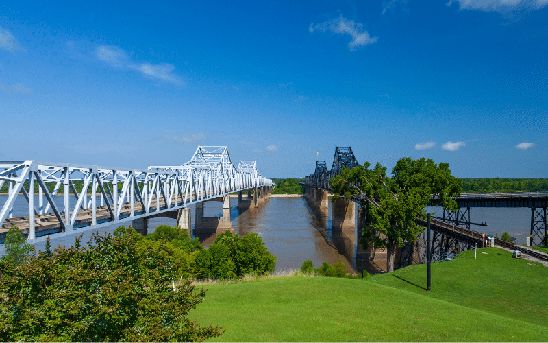 Best Places to Paddle Board in Mississippi Delta