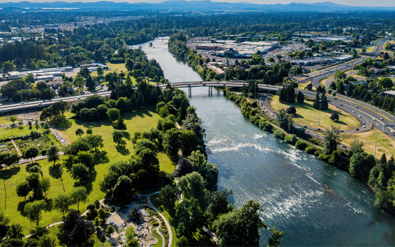 Best Places to Paddle Board in Portland