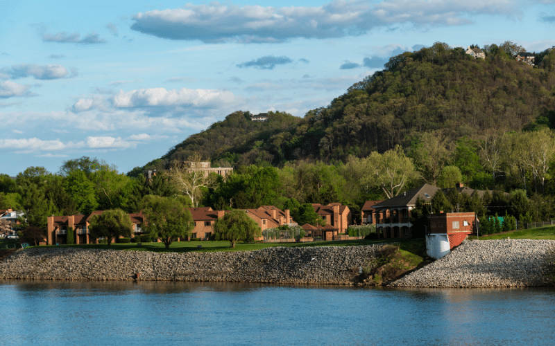 Best Places to Paddle Board in Charleston, WV