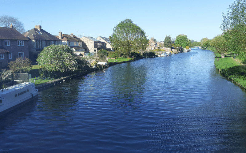 Best Places to Paddle Board in Cambridge, UK