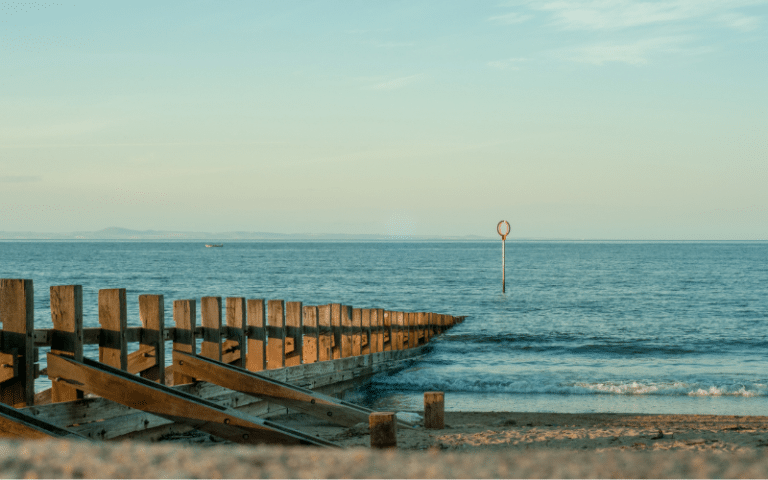 Best Places to Paddle Board in Edinburgh, UK