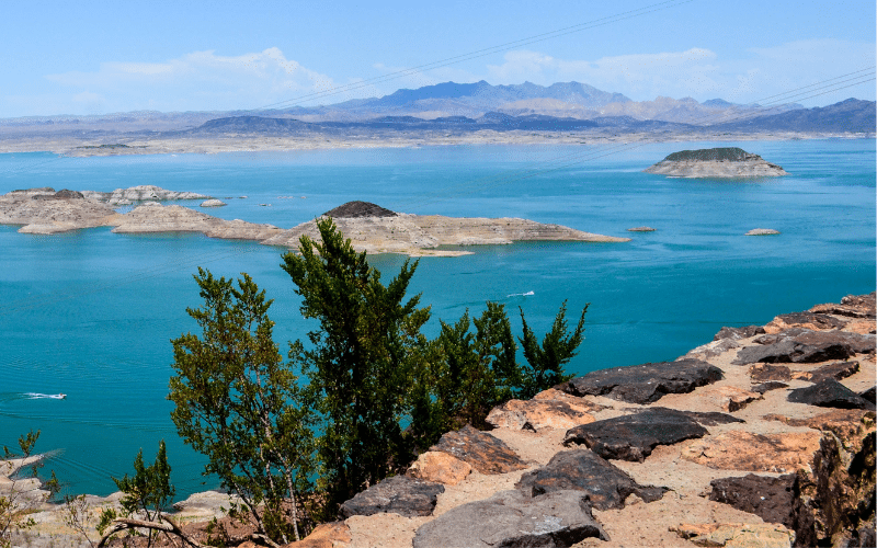 Best Places to Paddle Board in Lake Mead, NV_AZ