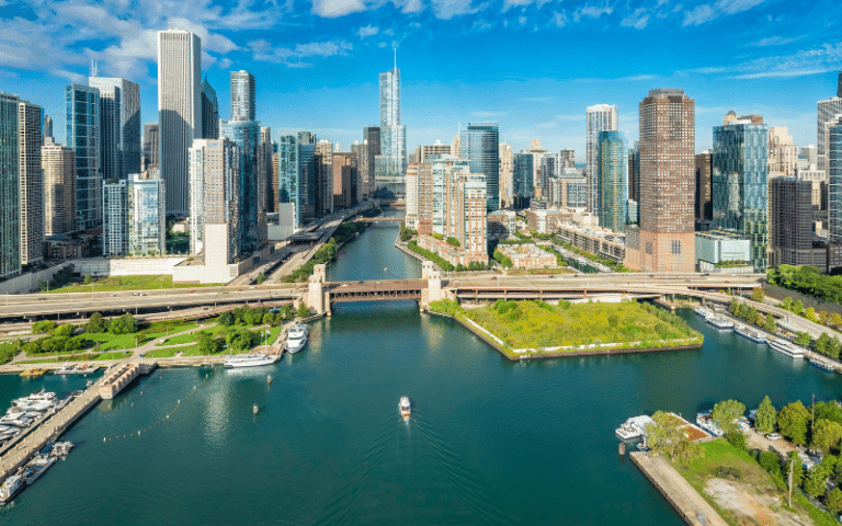 Best Places to Paddle Board in Lake Michigan