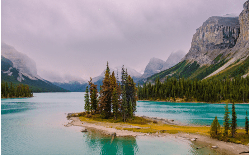 Maligne Lake, Jasper National Park, Alberta