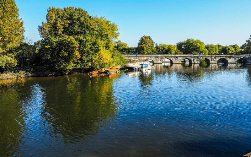 Best Places to Paddle Board in Salisbury, UK