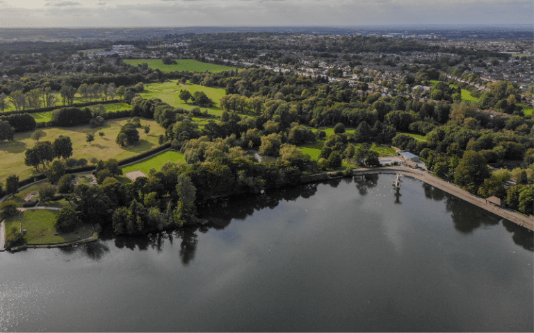 Best Places to Paddle Board in Swindon, UK