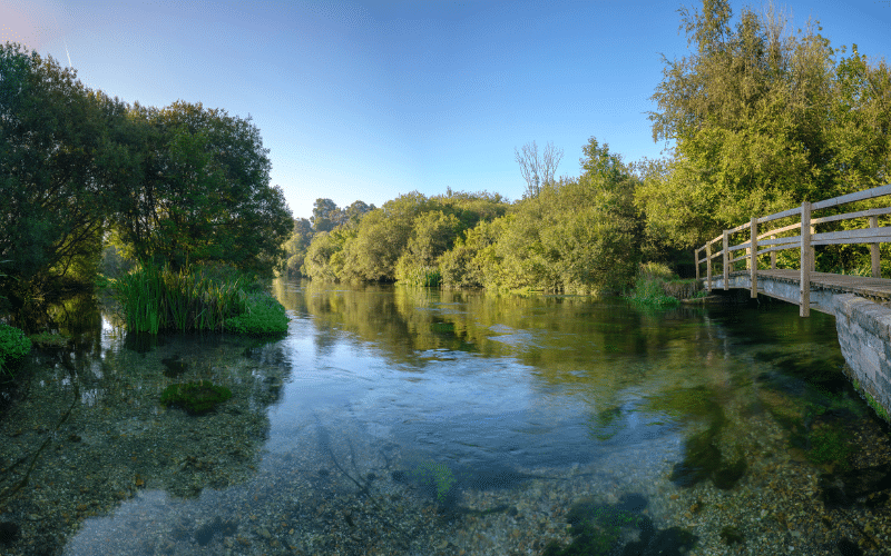 Best Places to Paddle Board in Winchester, UK
