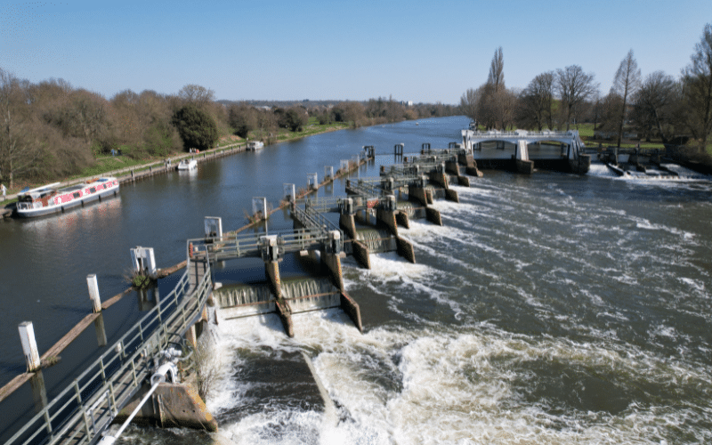 Teddington Lock Richmond Riverside