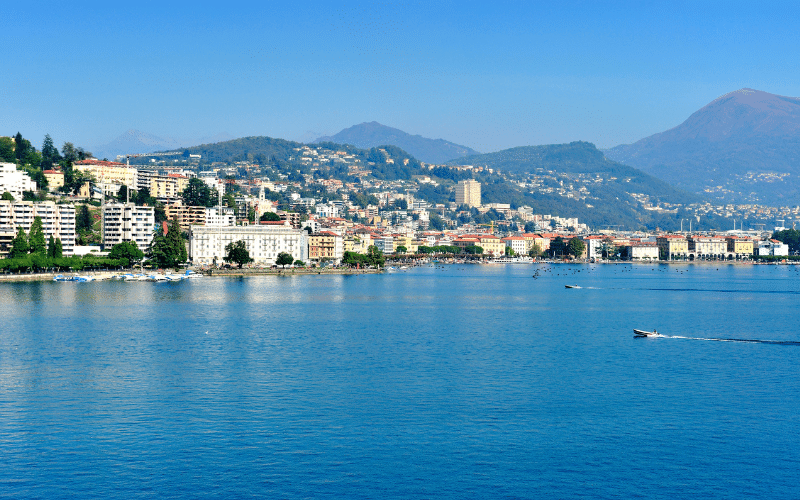 Best Places to Paddle Board in Switzerland